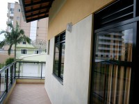 /album/galeria%20de%20fotos%3a%20casa%20de%20excurs%c3%a3o/sacada-jpg/