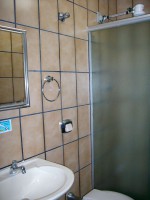 /album/apto-101-ao-apto-302/banheiro-jpg/